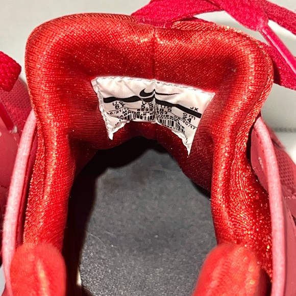 Nike Air Huarache Tennis Shoes - Picture 8 of 13